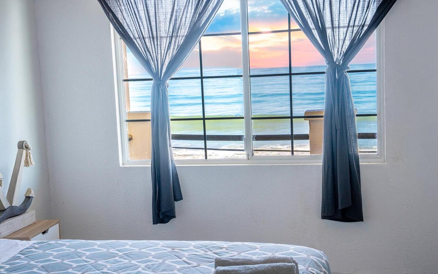 Beachfront Two Bedroom With 3 Beds 提华纳 外观 照片